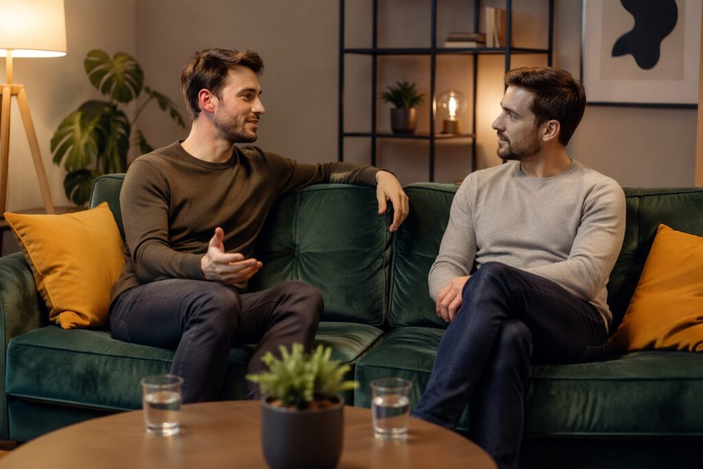 na gauči s gay poradcem